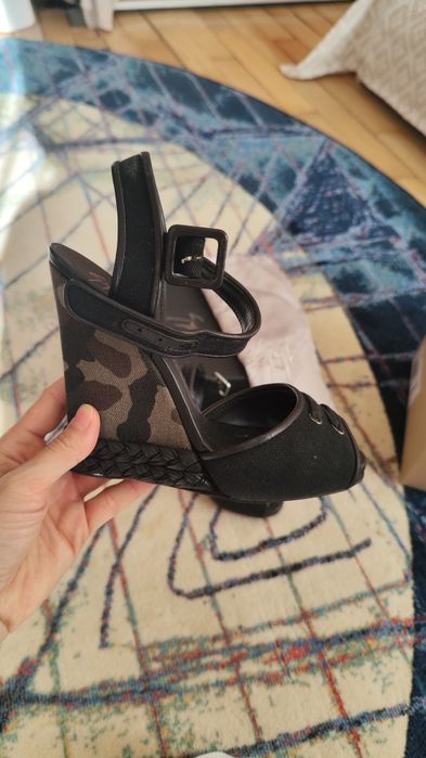 Sandale Giuseppe Zanotti