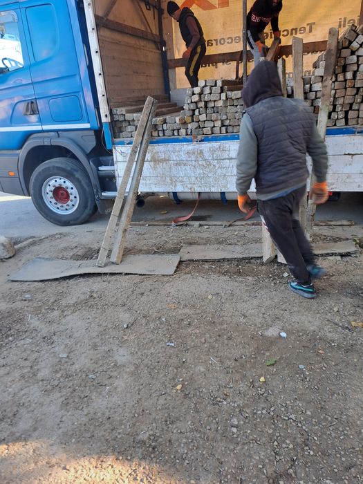 Spalieri de beton de vânzare cu transport la tine acasă