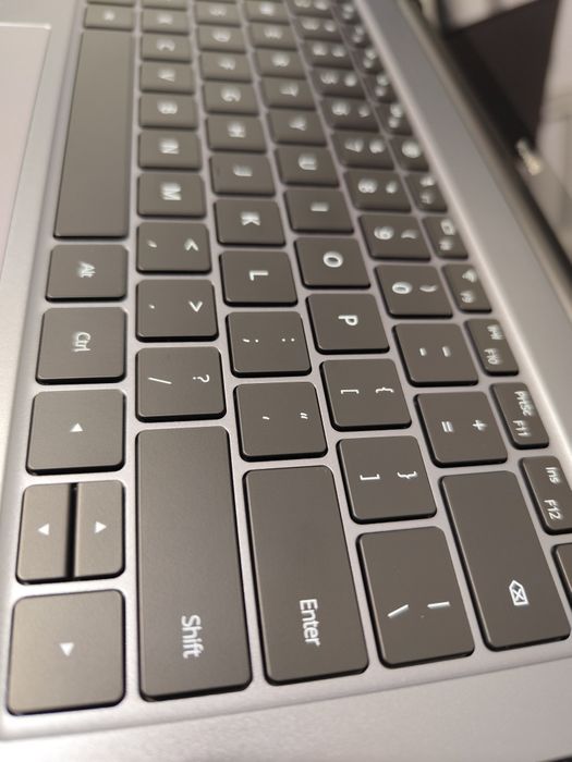 Huawei Mate book 14s