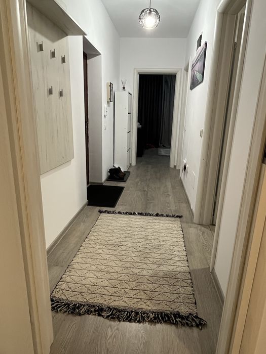 Vand apartament 2 camere