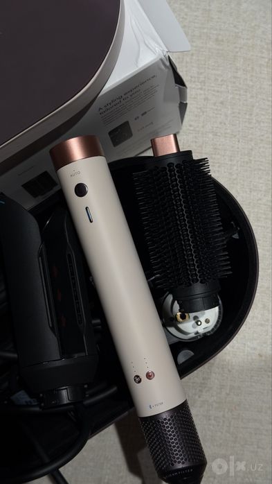 Dyson Airwrap Co-anda2x™ multi-styler and dryer Straight+Wavy