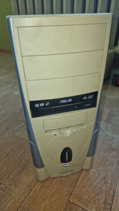 Компьютер на запчасти