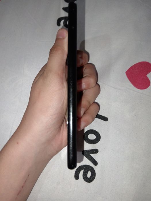 Redmi note 8 holati ideal narhi:700.ming puli kelishiladi manzil:urgan