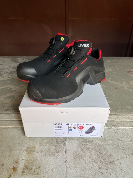 Vand pantofi protectie Uvex marimea 42 cu sistem BOA
