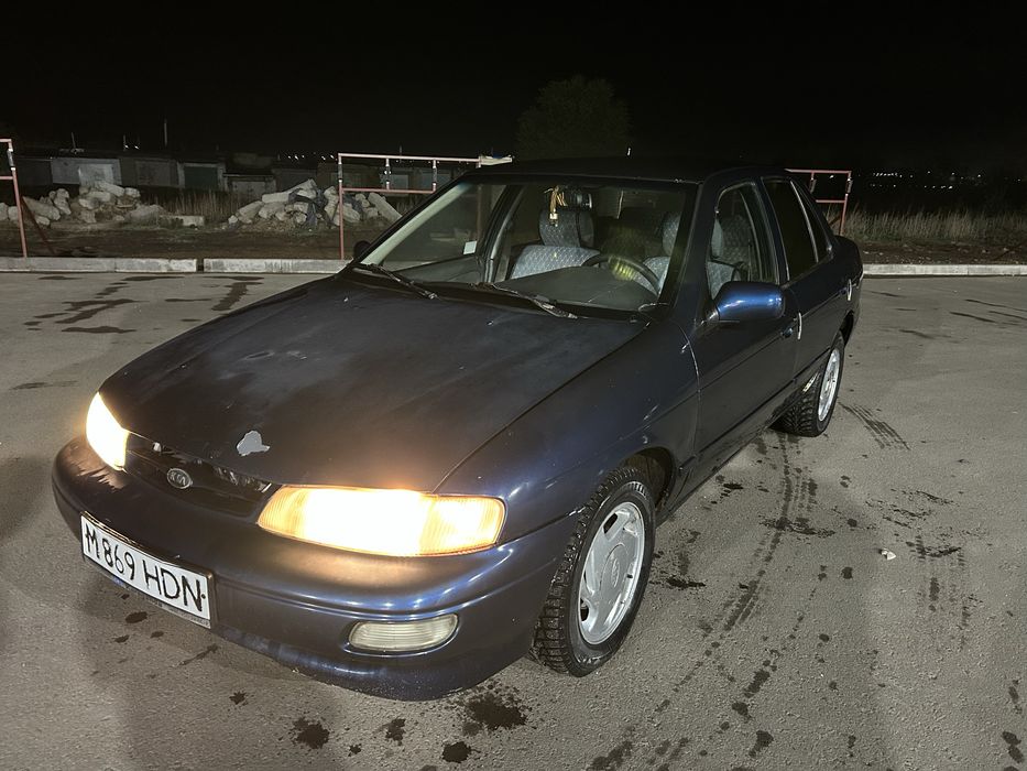 Kia Sephia 1995 года