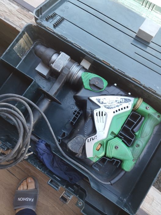Ciocan Rotopercutor Hitachi