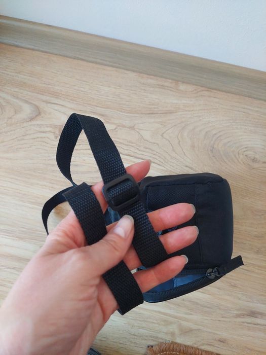 Малка чанта за фотоапарат Case logic