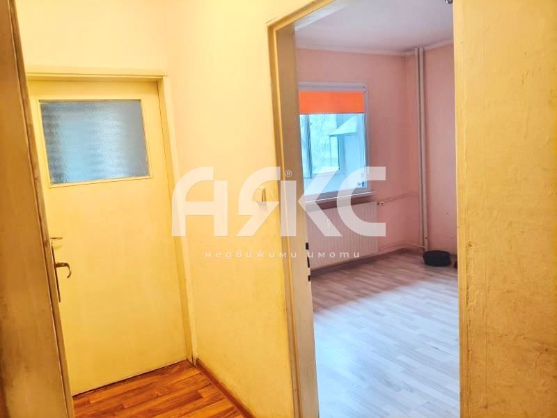 Двустаен апартамент в кв. Дружба 2 до МЕТРОСТАНЦИЯ