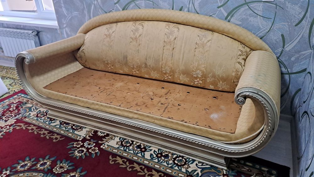 Продам диван б.у