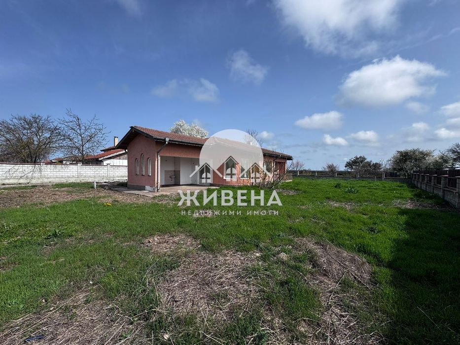 Продава къща в с.Соколово, площ 136 кв.м