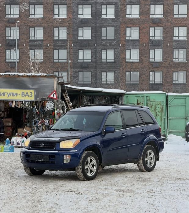 Продам Тойоту Раф4, год 2003