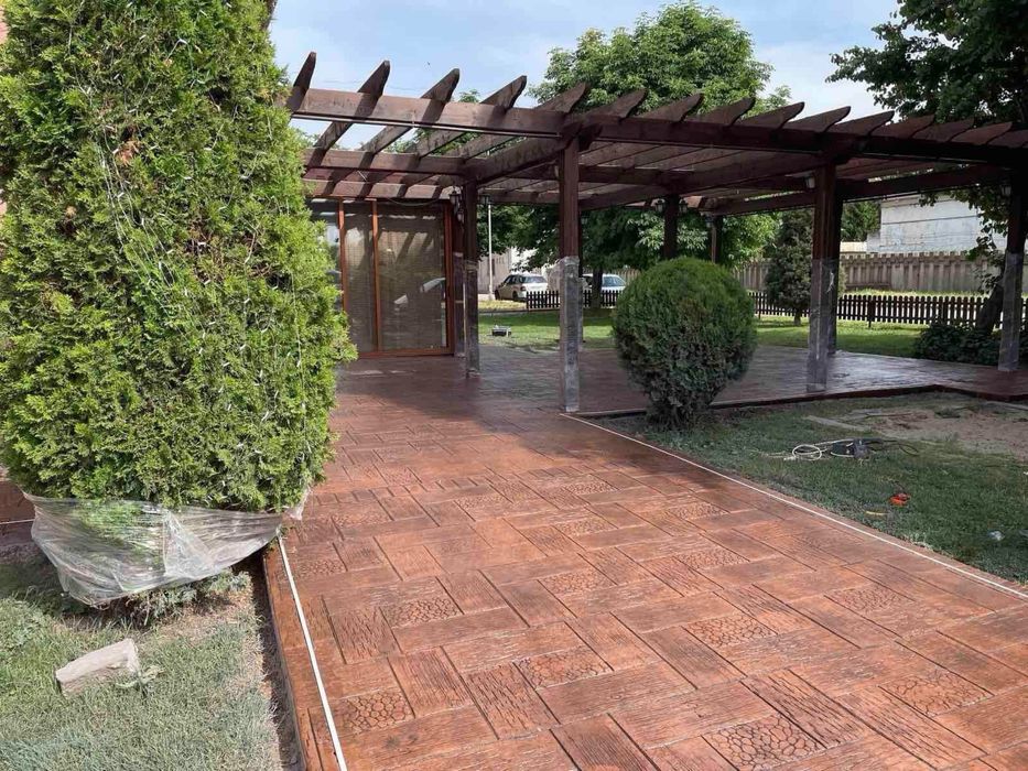 Щампован \ Шлайфан Бетон  , Бетониране на пътеки , гаражи и дворове