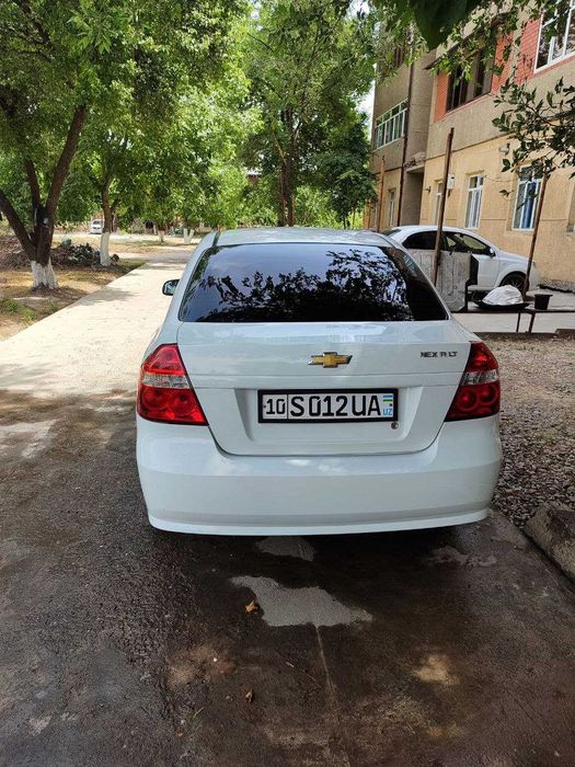 Продается Nexia 3