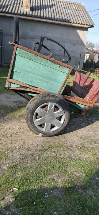 Vând șaretă rezistentă