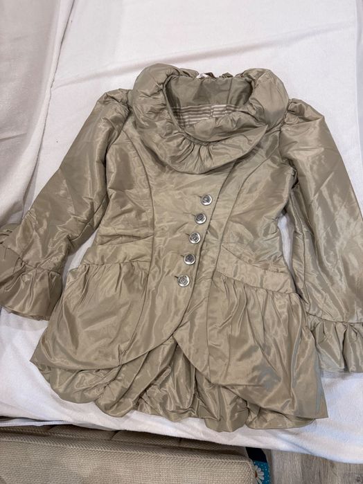 РАКЛИ Unina i Lucy , Яке -Намалени