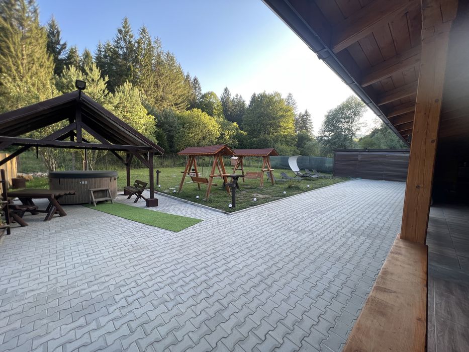 Cabana cu ciubar de inchiriat! 35km de Brasov