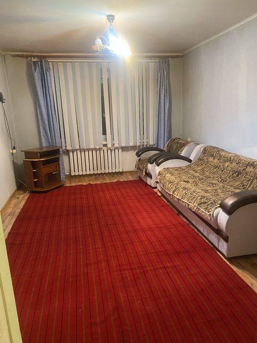 Продам диван с креслом