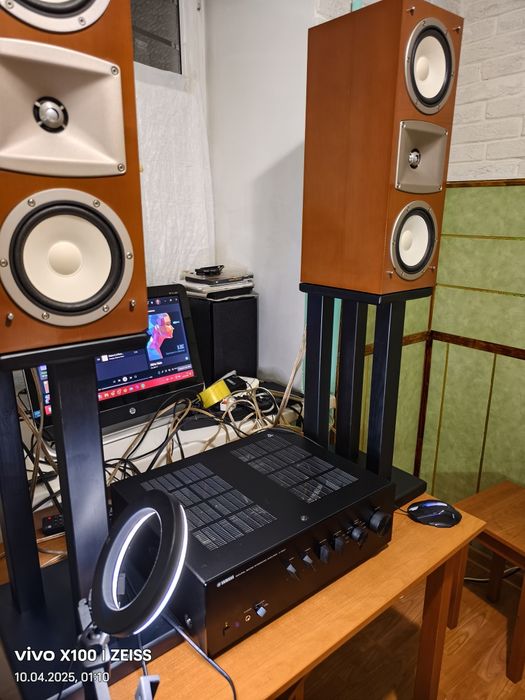 Акустика Yamaha ns 2hx .
