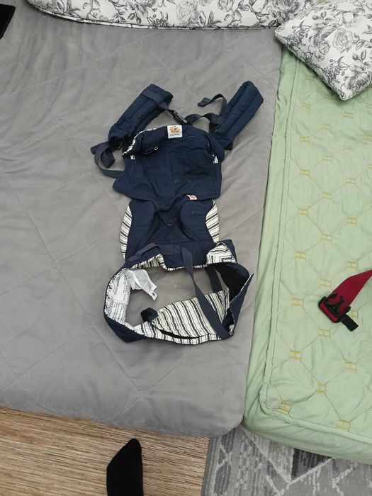 продам эргорюкзак хип сит