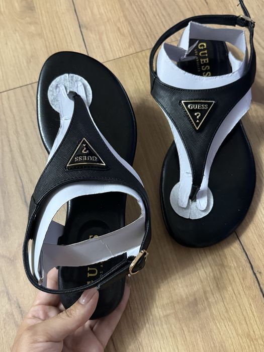 Сандалии Guess оригинал