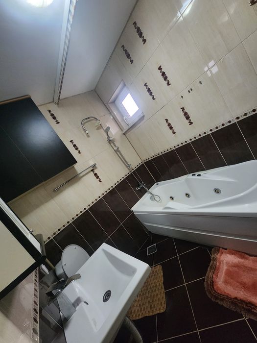 Apartament de inchiriat