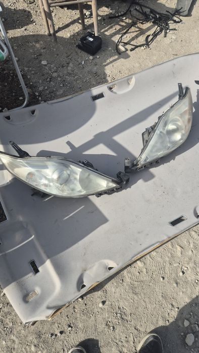 Оригинални Фарове за Мазда 5 2004- 2009г