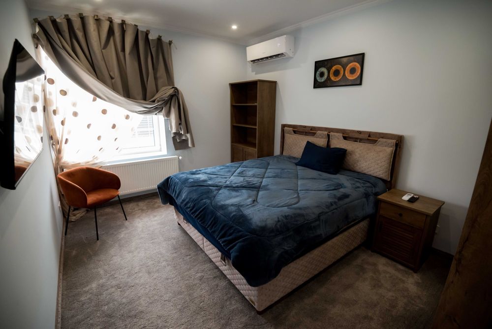 Продава се Къща в Силистра, Център - 690 кв.м за 579 €/кв.м - Снимка #8