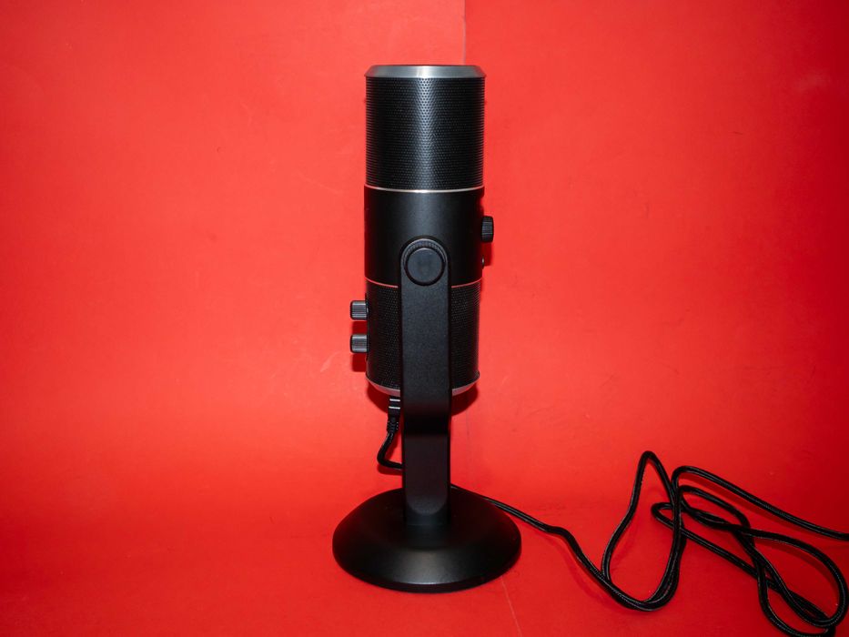 Razer Seiren Pro RZ05-0132 Silver Edition Студиен Микрофон XLR USB Гейминг Стрийминг