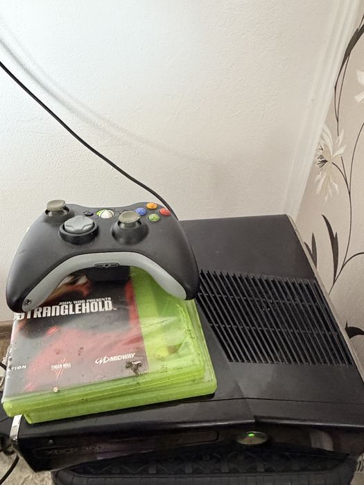 Vand xbox 360S gaming