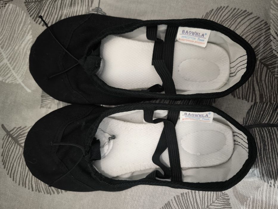 Балетки новые на мальчика-девочку