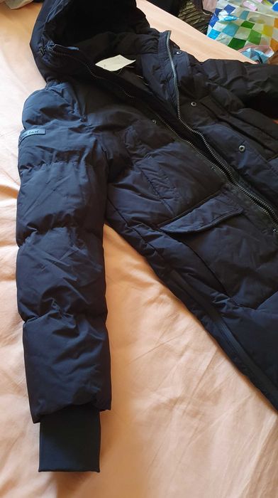 ЧИСТО НОВО мъжко дълго зимно яке - ветро/водоустойчиво