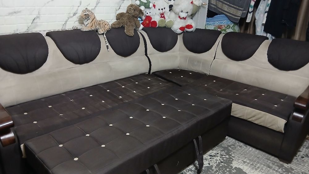 Даром диван уголок