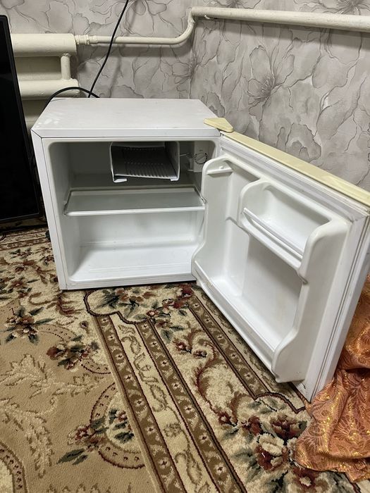 Продаю холодильники