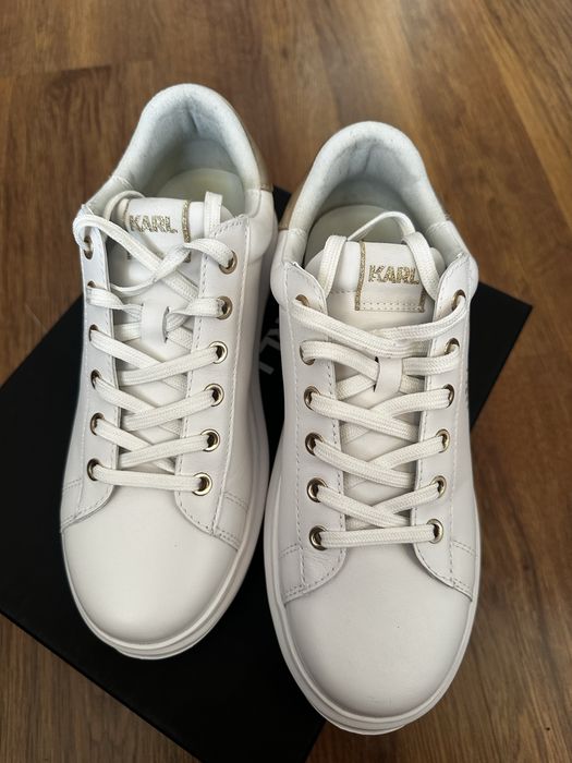 Нови дамски кецове Karl Lagerfeld