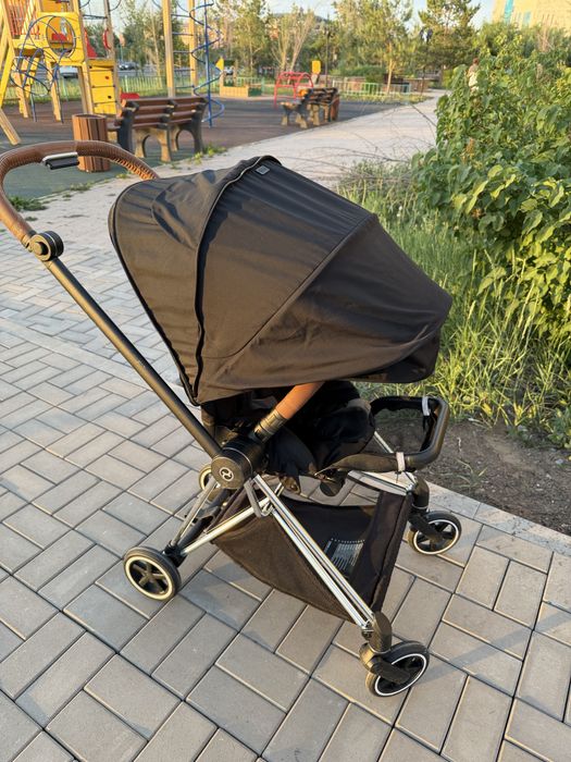 Коляска Cybex Mios Sepia Black на шасси Chrome