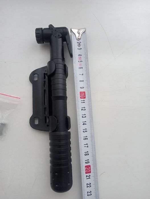 Насос велосипедный