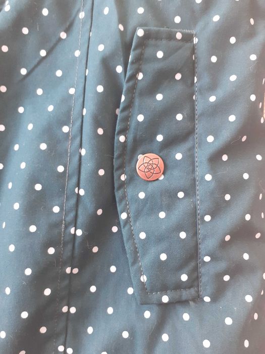 Дамско зимно яке Ragwear в тъмно-зелен цвят на точки, ново.