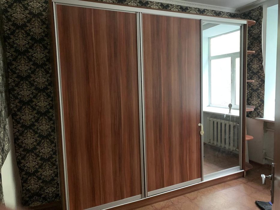 Прдам Шкаф купе б/у
