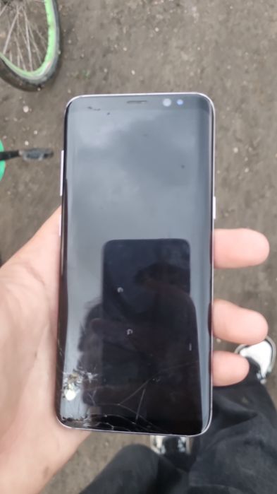 Продам самсунг с8