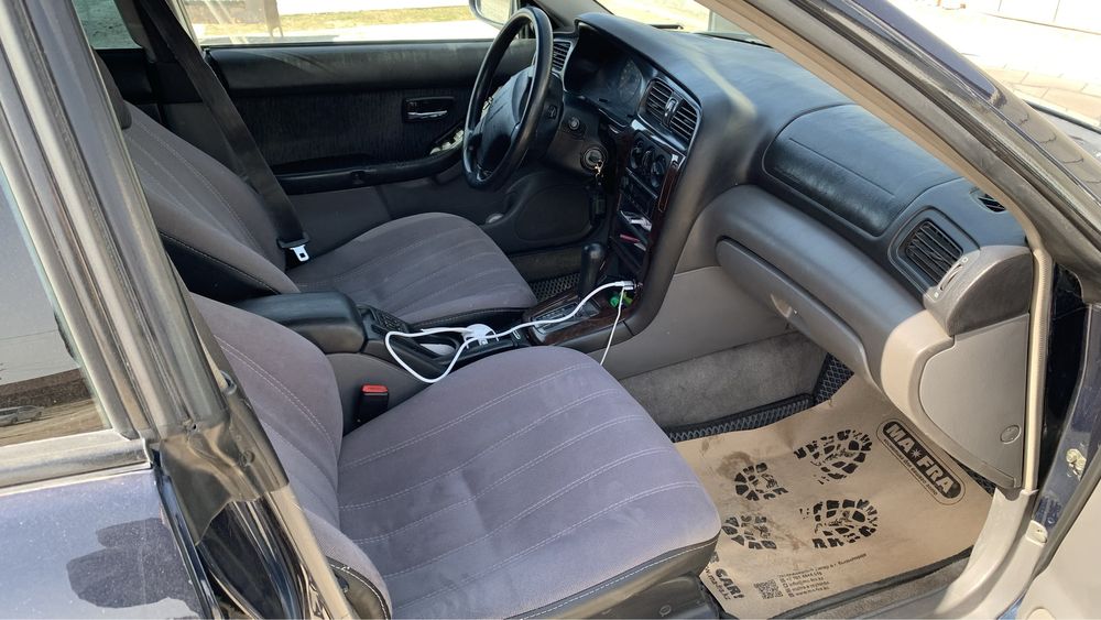 Subaru outback 2.5 awd