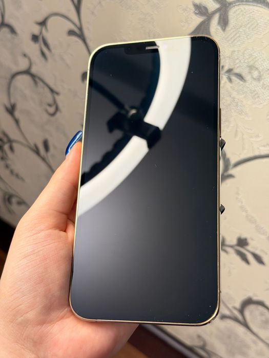 Поодам свой Iphone 12 Pro Max Gold с гарантией