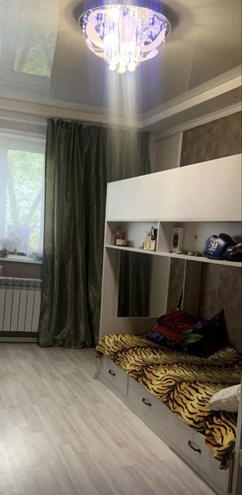 Двухярусная кровать