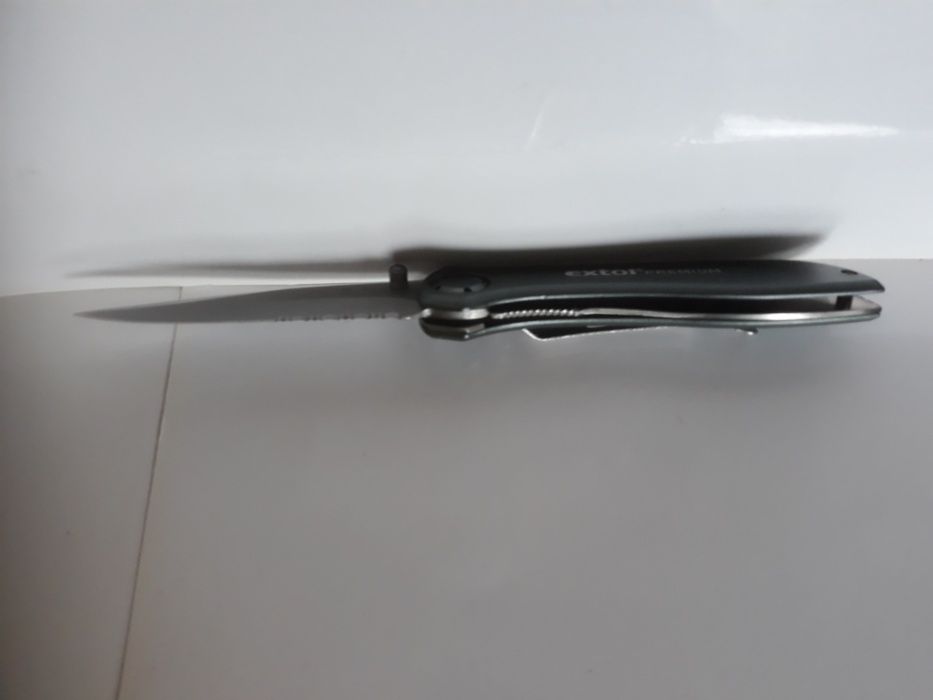 Продавам качествени  /лов,риболов,туризъм/ ножове.