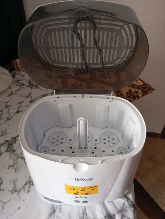Sterilizator biberoane