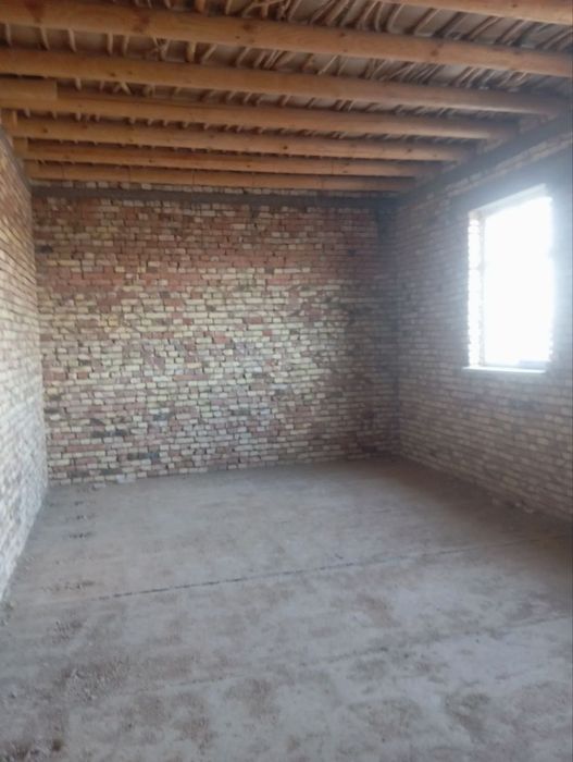 Ханторе тарепте 2 этажлы уй сатылады