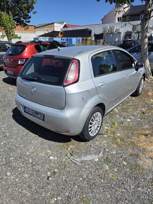 Vand Fiat Grande Punto 2013 164772 km 1.3 benzina TVA deductibil