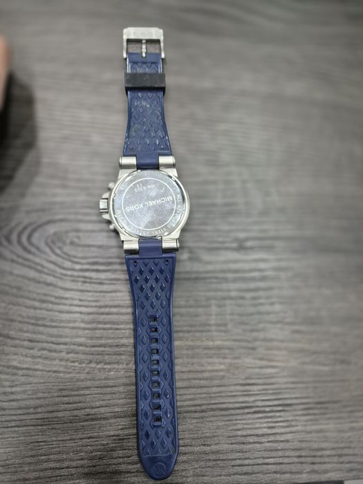 Часовник Michael Kors