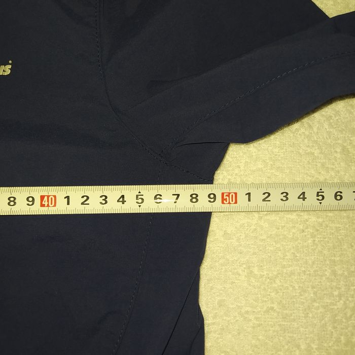 Леко дамско яке за туризъм Berghaus, разм.S