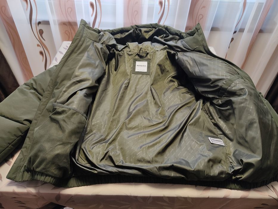 Чисто ново зимно яке Bershka