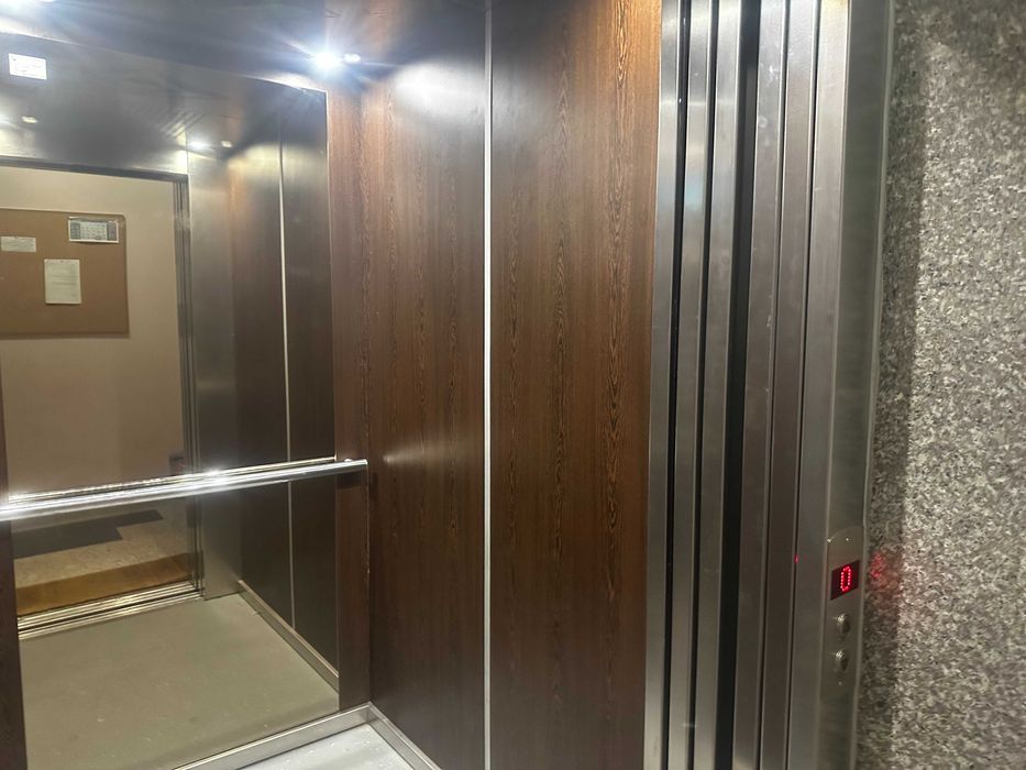 Продава се Тристаен апартамент в Стара Загора, Център - 136 кв.м за 1508 €/кв.м - Снимка #13